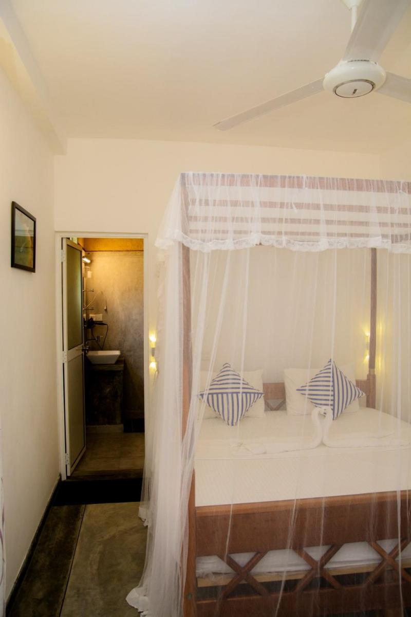 Coconut Style Restaurant & Milinda Guest Hotell Unawatuna Eksteriør bilde
