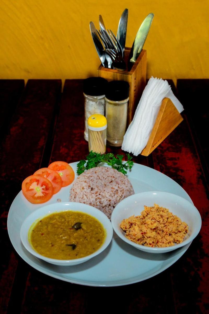 Coconut Style Restaurant & Milinda Guest Hotell Unawatuna Eksteriør bilde