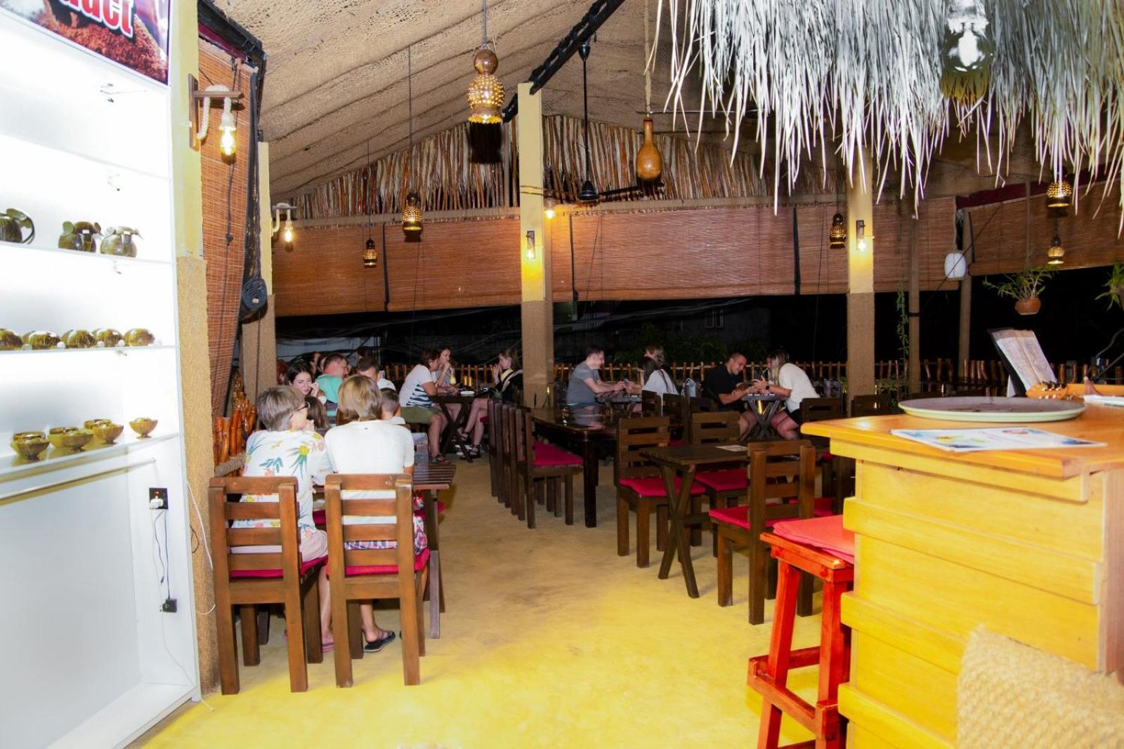 Coconut Style Restaurant & Milinda Guest Hotell Unawatuna Eksteriør bilde